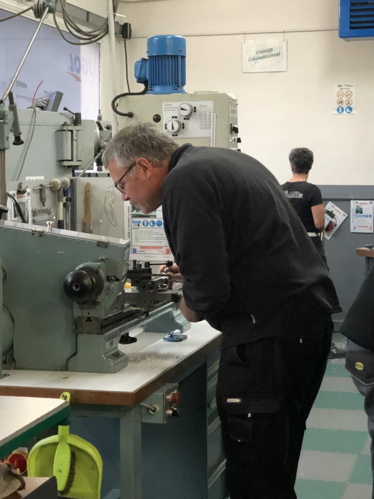 Recherche formation Tourneur en Réalisation de Pièces Mécaniques​